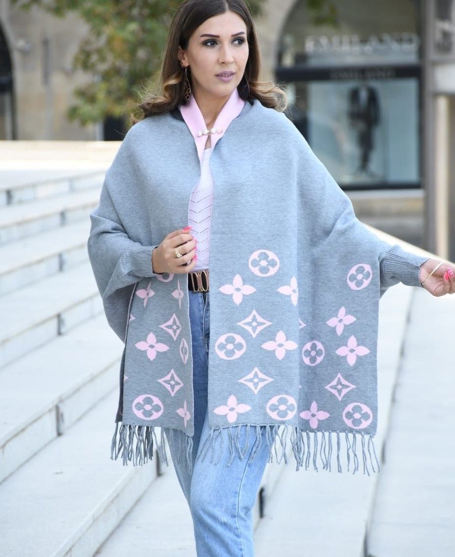 Shawl 8